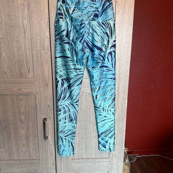 NWT Pineapple clothing tropical dream leggings - Picture 2 of 2
